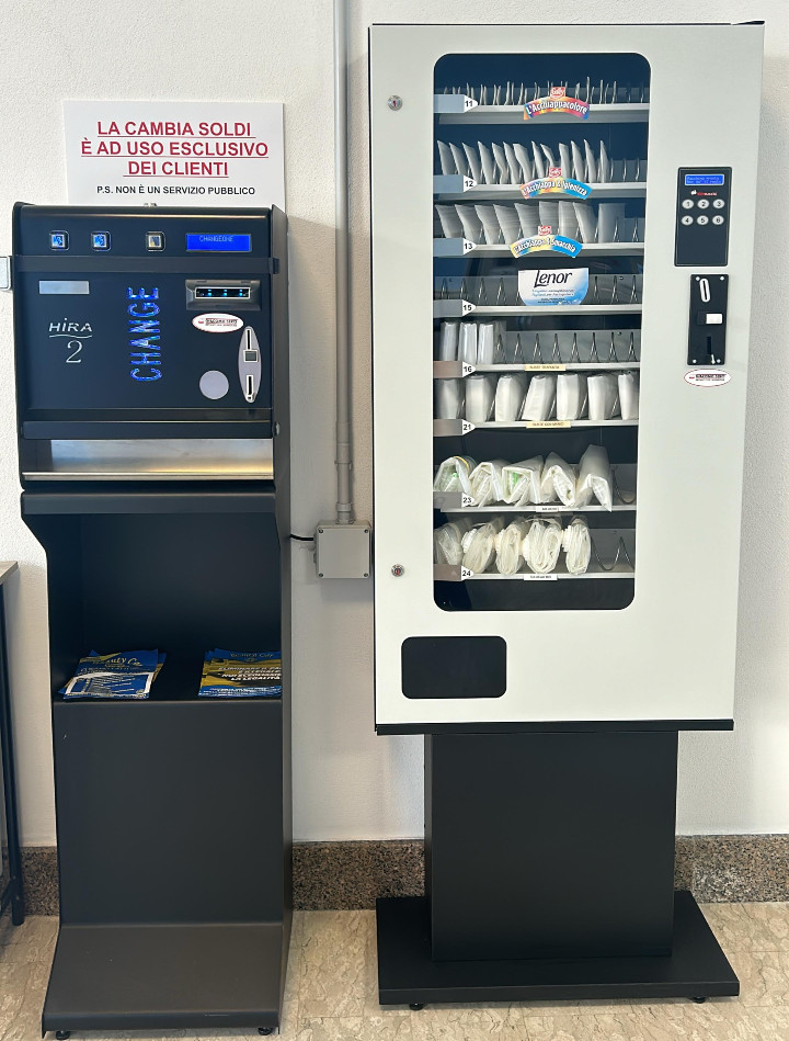 Lavanderia Bolle Blu Ghilarza, Lavanderia automatica self service H24